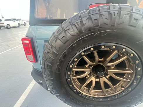 Used 2023 Ford Bronco Black Diamond image 14