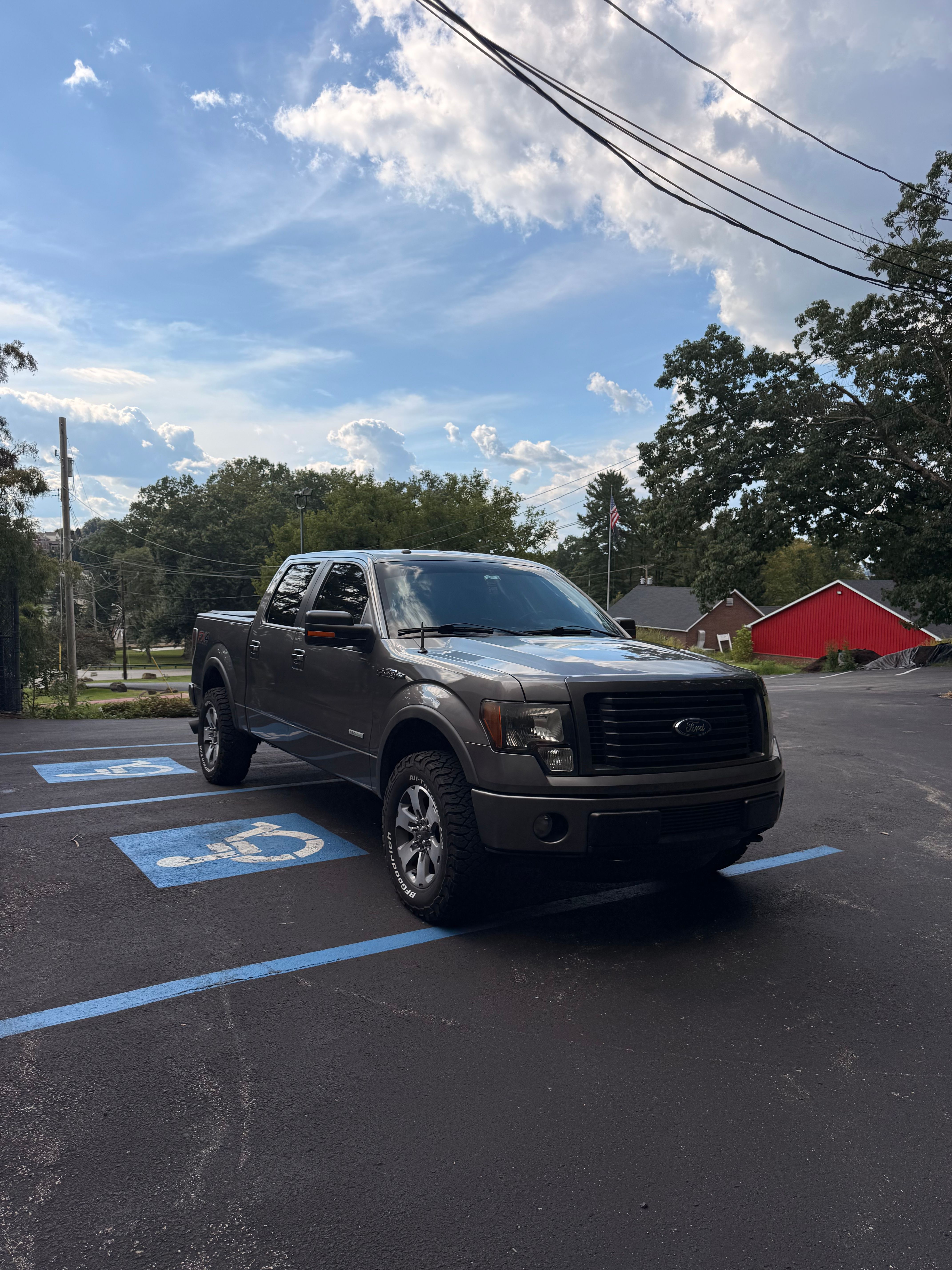 Used 2012 Ford F150 FX4 w/ FX Luxury Pkg AWD/4WD image 4