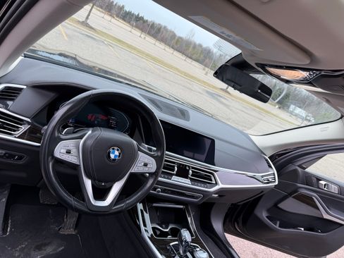 Used 2020 BMW X7 xDrive40i w/ Cold Weather Package image 10