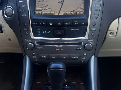 Used 2010 Lexus IS 250 250 Sport Sedan 4D image 6