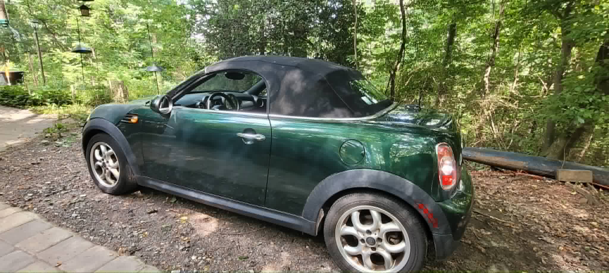 Used 2013 MINI Cooper Roadster FWD image 11