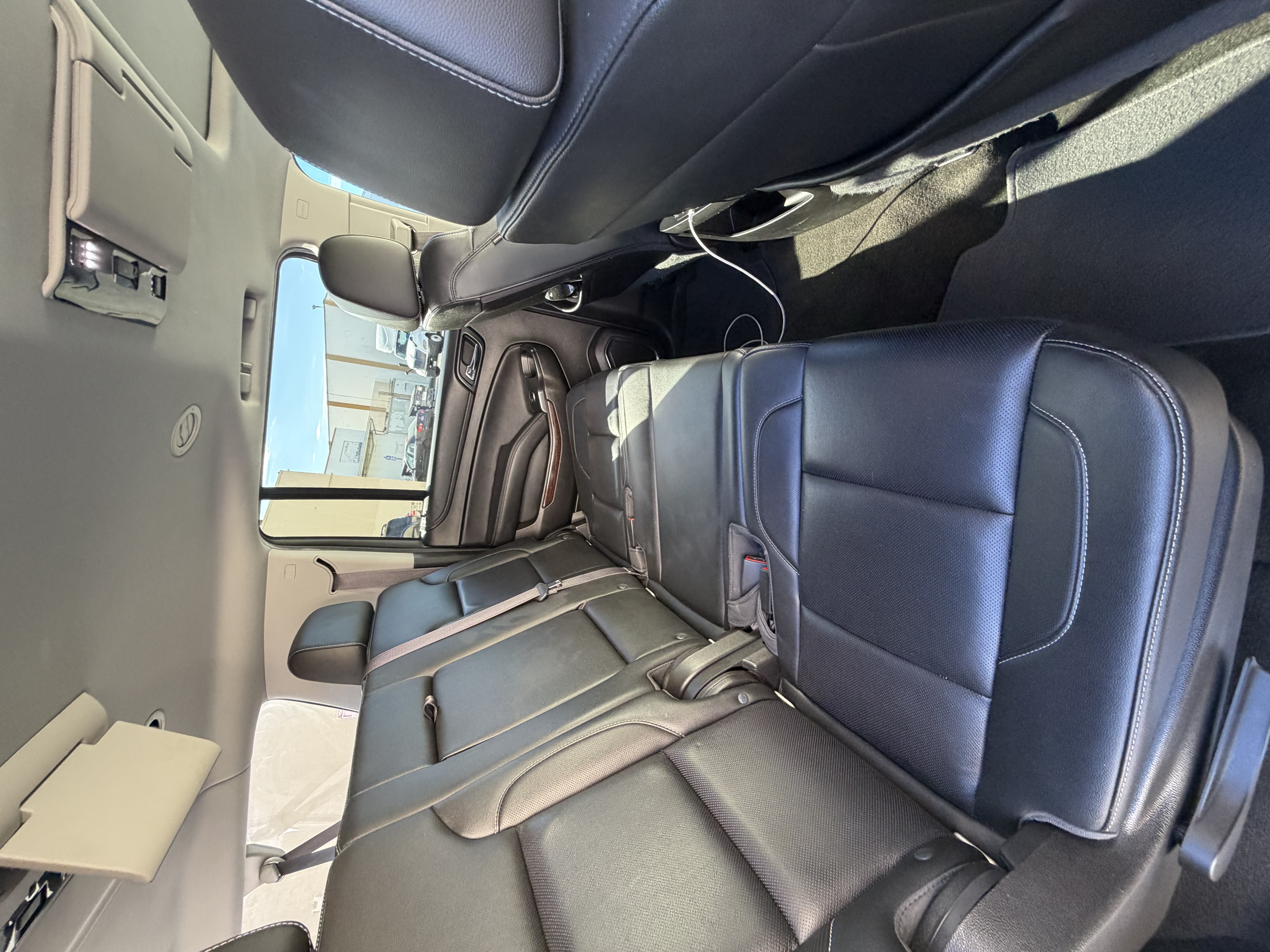 Used 2017 GMC Yukon XL SLT w/ Open Road Package RWD image 8