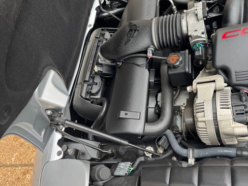 Used 2000 Chevrolet Corvette Coupe image 14