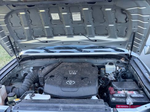 Used 2007 Toyota FJ Cruiser Sport Utility 2D image 29