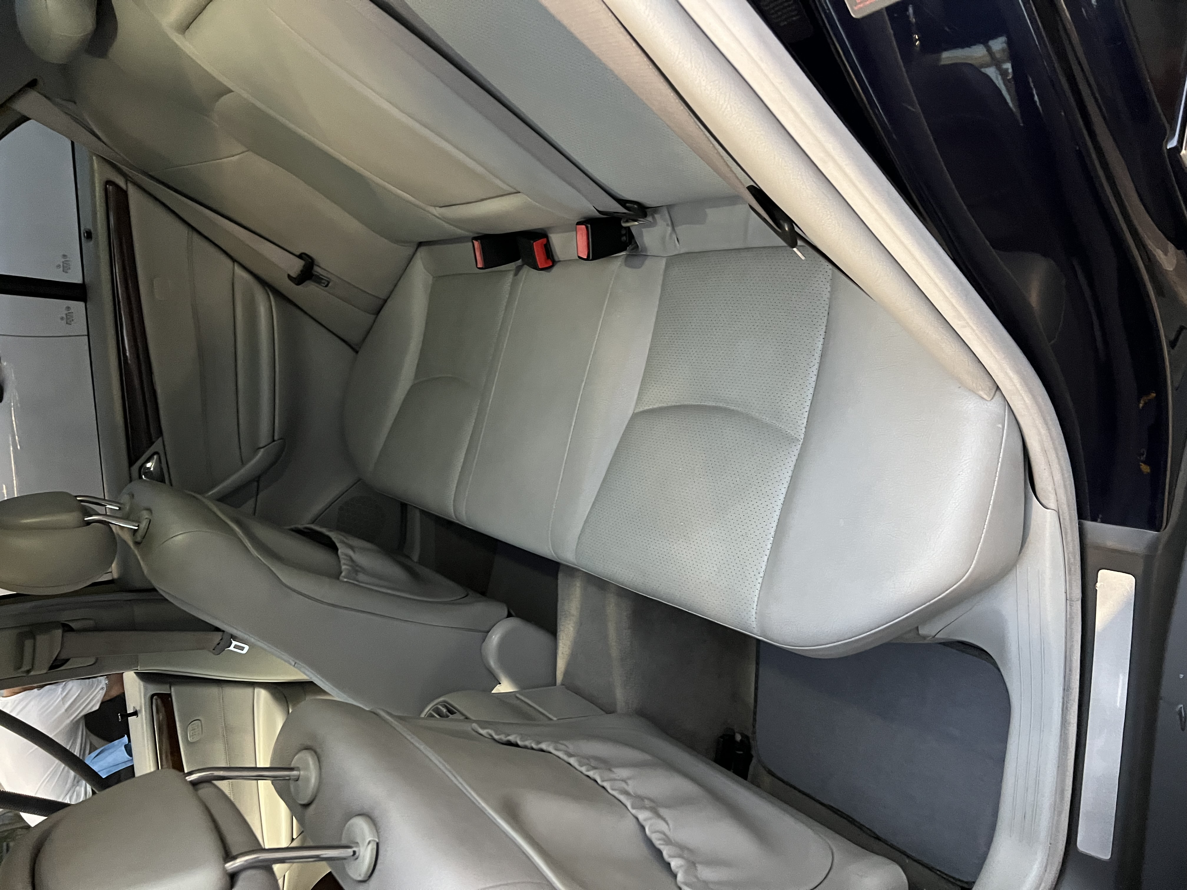 Used 2002 Mercedes-Benz C 240 Sedan image 9