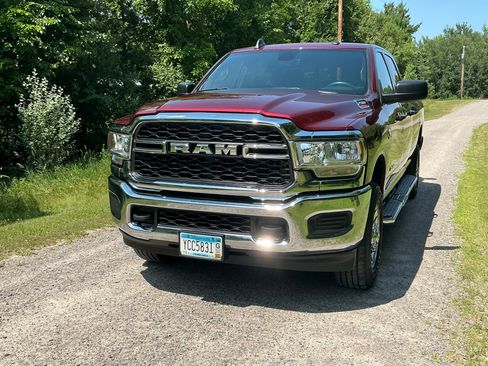 Used 2022 RAM 2500 Tradesman AWD/4WD image 1