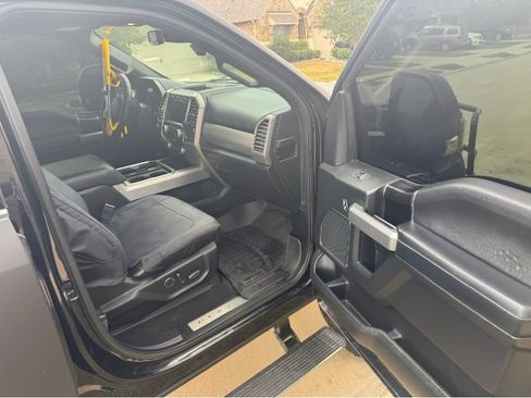 Used 2019 Ford F250 Platinum w/ Platinum Ultimate Package image 11