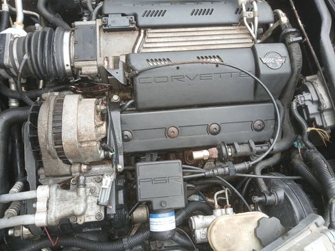 Used 1996 Chevrolet Corvette Coupe image 11