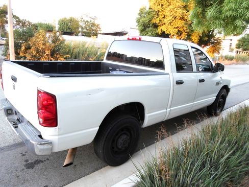 Used 2007 Dodge Ram 2500 Truck ST image 9
