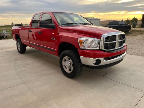 Used 2007 Dodge Ram 2500 Truck SLT image 1