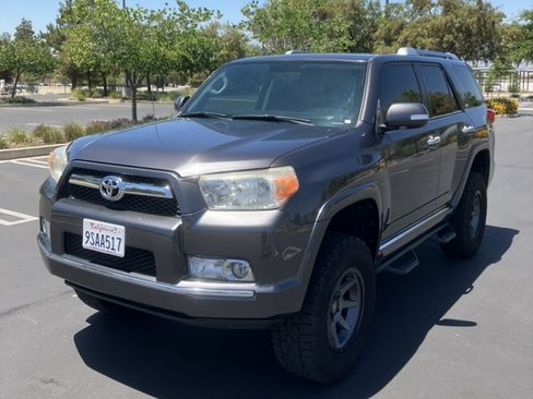 Used 2011 Toyota 4Runner SR5 RWD image 1