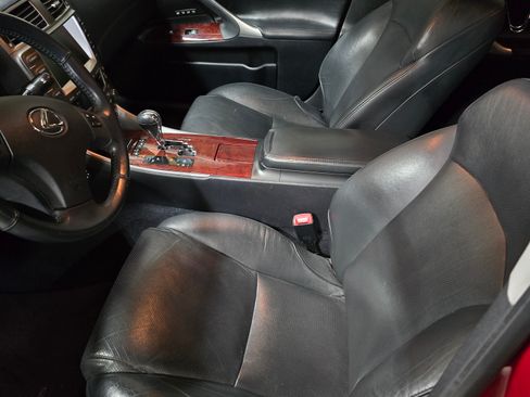 Used 2006 Lexus IS 350 image 12