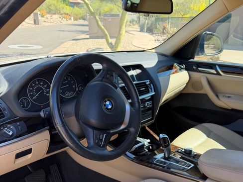 Used 2017 BMW X3 sDrive28i image 4