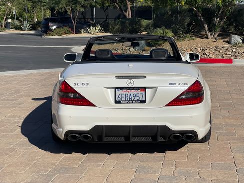 Used 2009 Mercedes-Benz SL 63 AMG image 4
