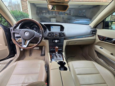 Used 2013 Mercedes-Benz E 350 Cabriolet image 8