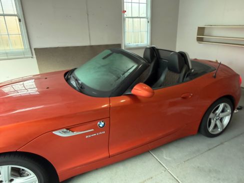 Used 2015 BMW Z4 sDrive28i image 8