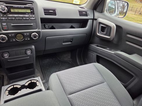 Used 2014 Honda Ridgeline RTS image 22