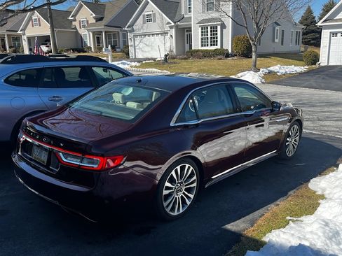 Used 2017 Lincoln Continental Reserve w/ Luxury Package image 13