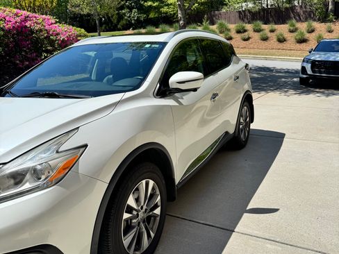 Used 2017 Nissan Murano SL w/ SL Technology Package FWD image 4