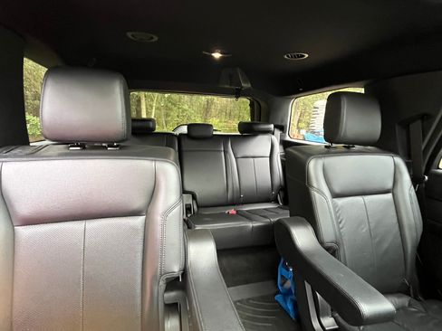 Used 2020 Ford Expedition XLT w/ Equipment Group 202A image 13