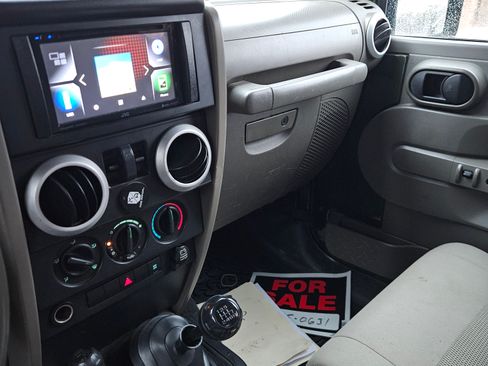 Used 2008 Jeep Wrangler Sahara w/ PWR Convenience Group image 8