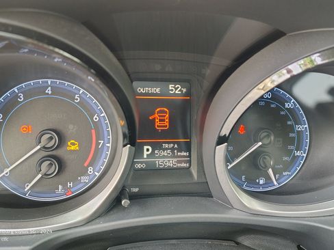 Used 2015 Toyota Corolla S image 12