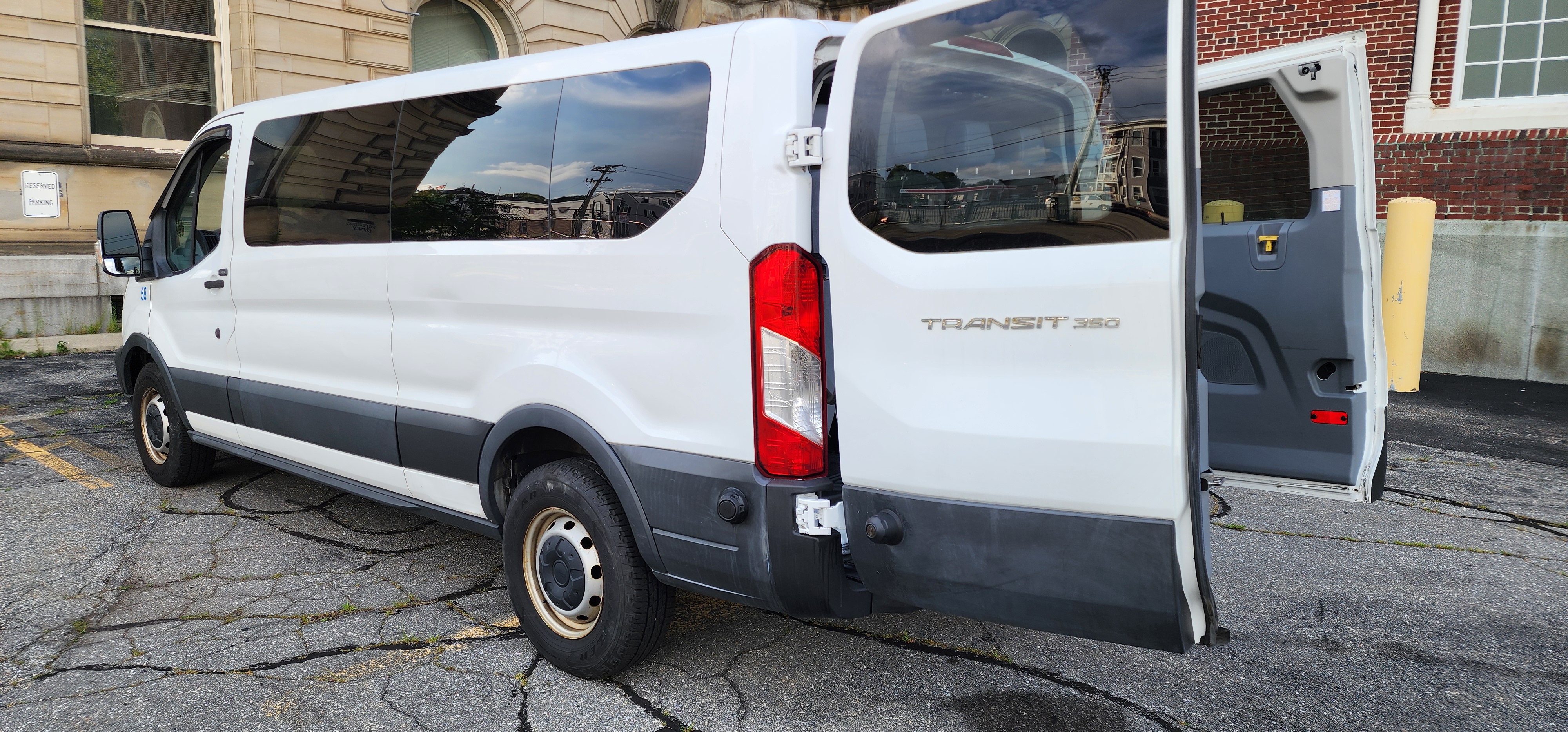 Used 2016 Ford Transit 350 XL RWD image 14