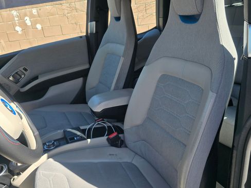 Used 2014 BMW i3 w/ Range Extender image 18