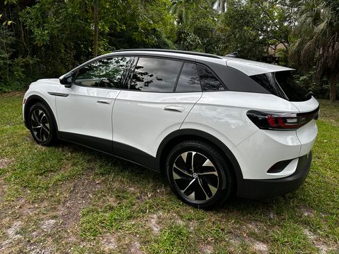 Used 2021 Volkswagen ID.4 Pro S image 6