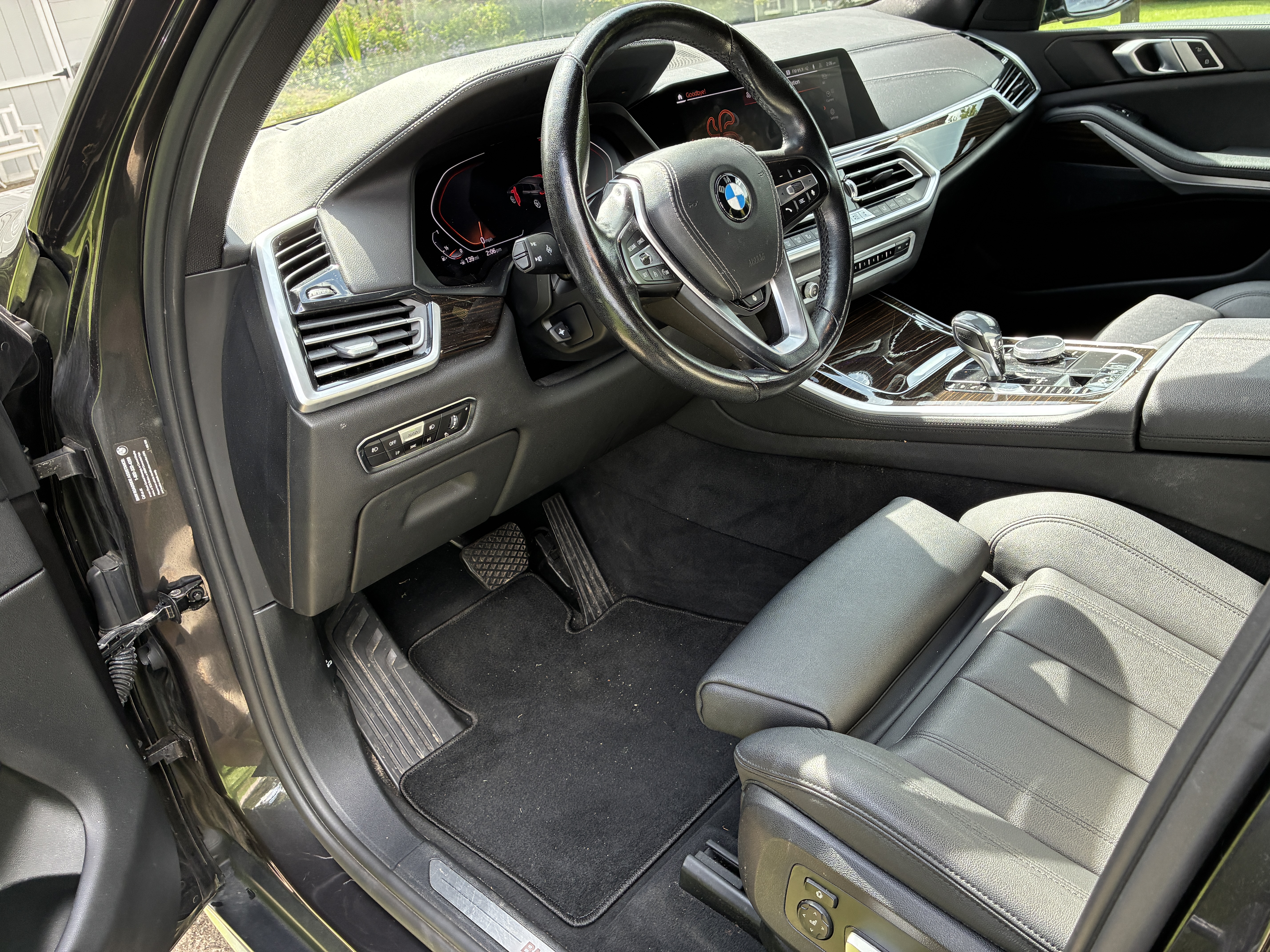 Used 2020 BMW X5 xDrive40i w/ Premium Package AWD/4WD image 12