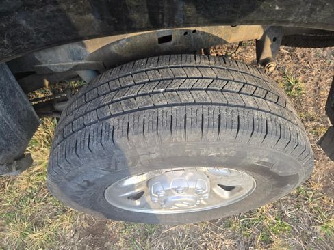 Used 2020 RAM 2500 Tradesman w/ Chrome Appearance Group image 12