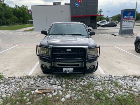 Used 2011 GMC Sierra 1500 SLE w/ Power Tech Package AWD/4WD image 11