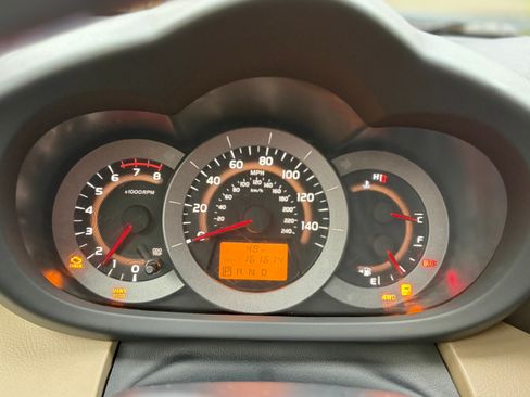 Used 2009 Toyota RAV4 4WD V6 image 15