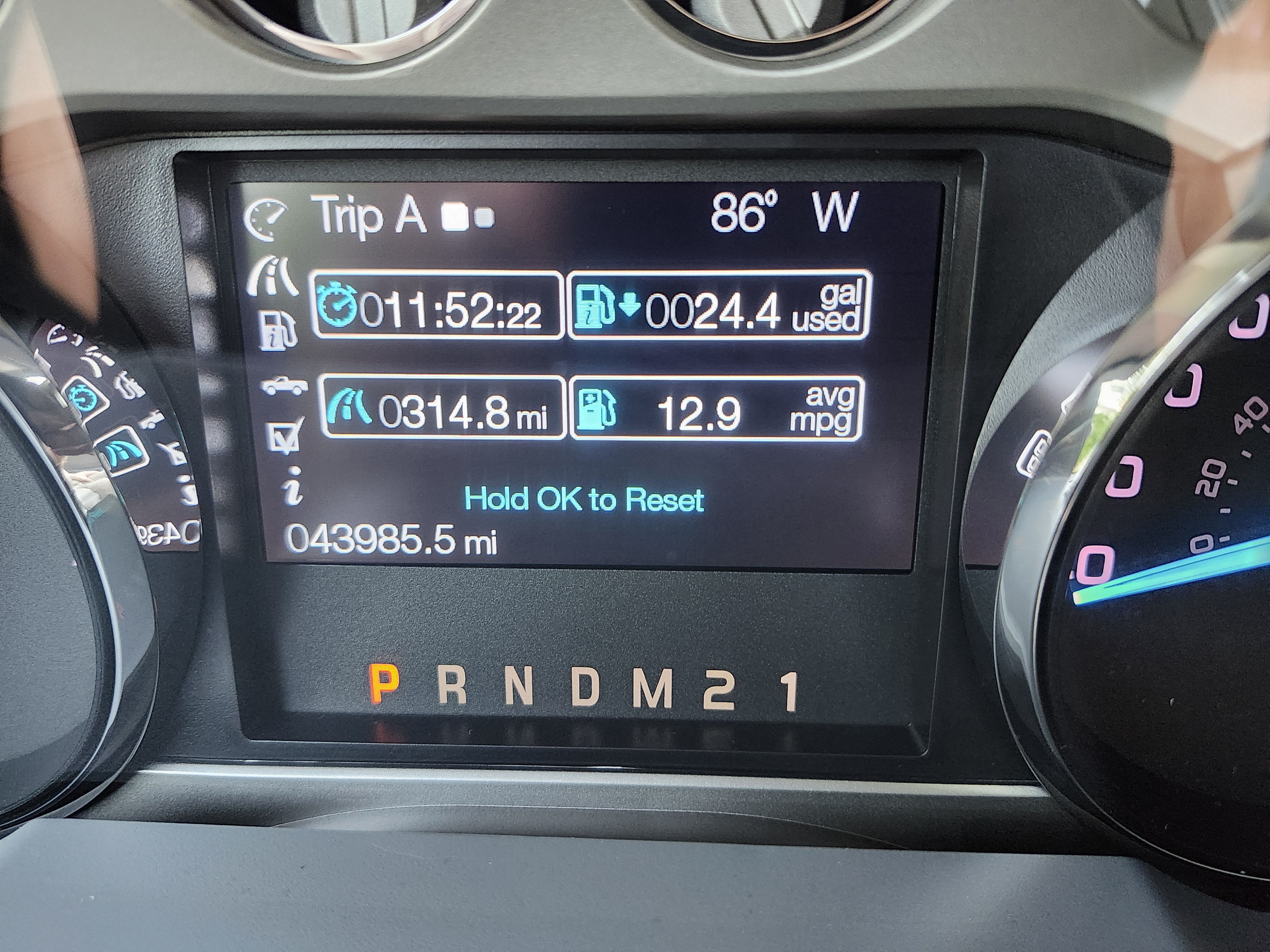 Used 2015 Ford F250 XLT w/ XLT Value Package AWD/4WD image 13