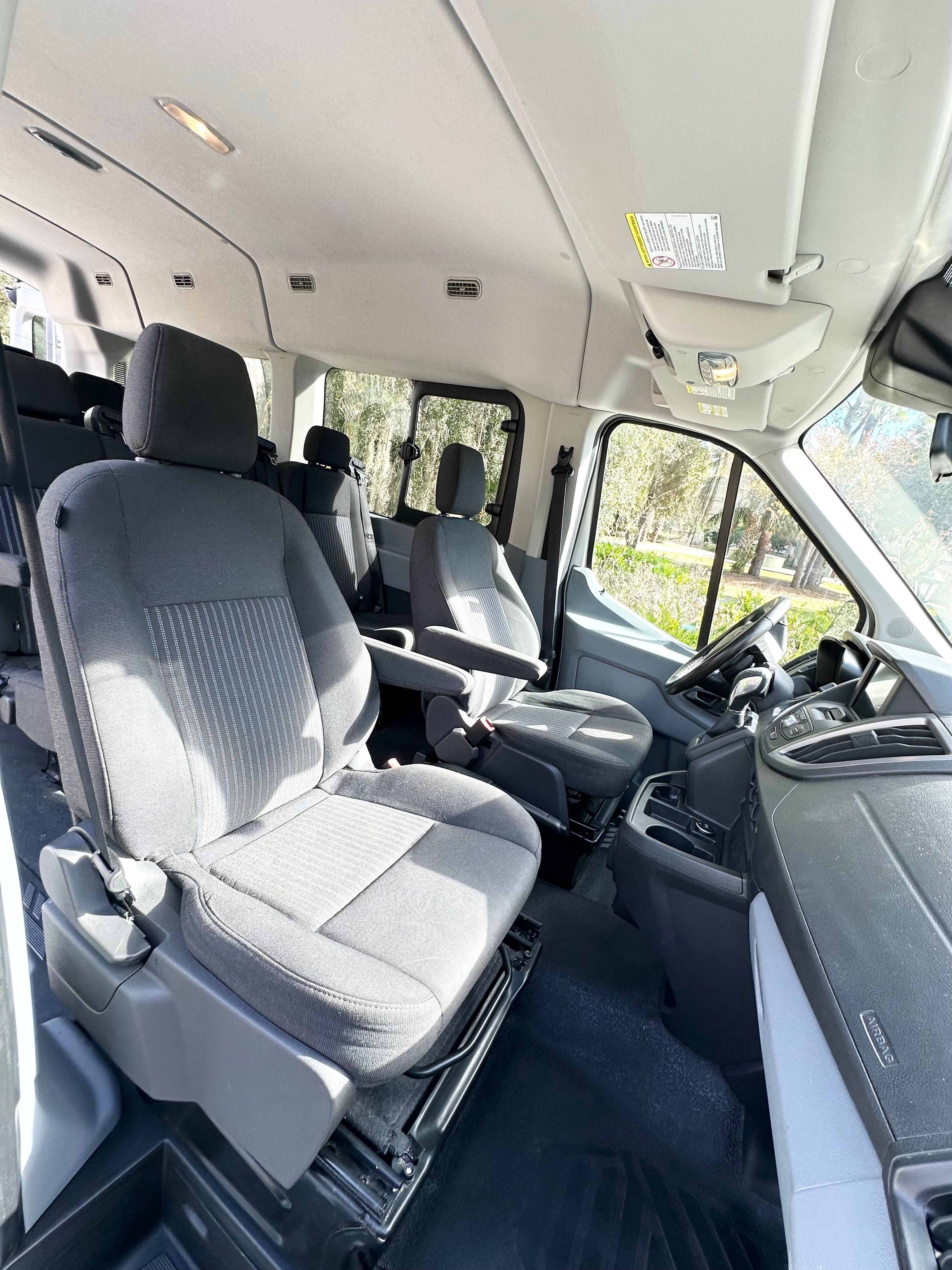 Used 2016 Ford Transit 350 XLT RWD image 11