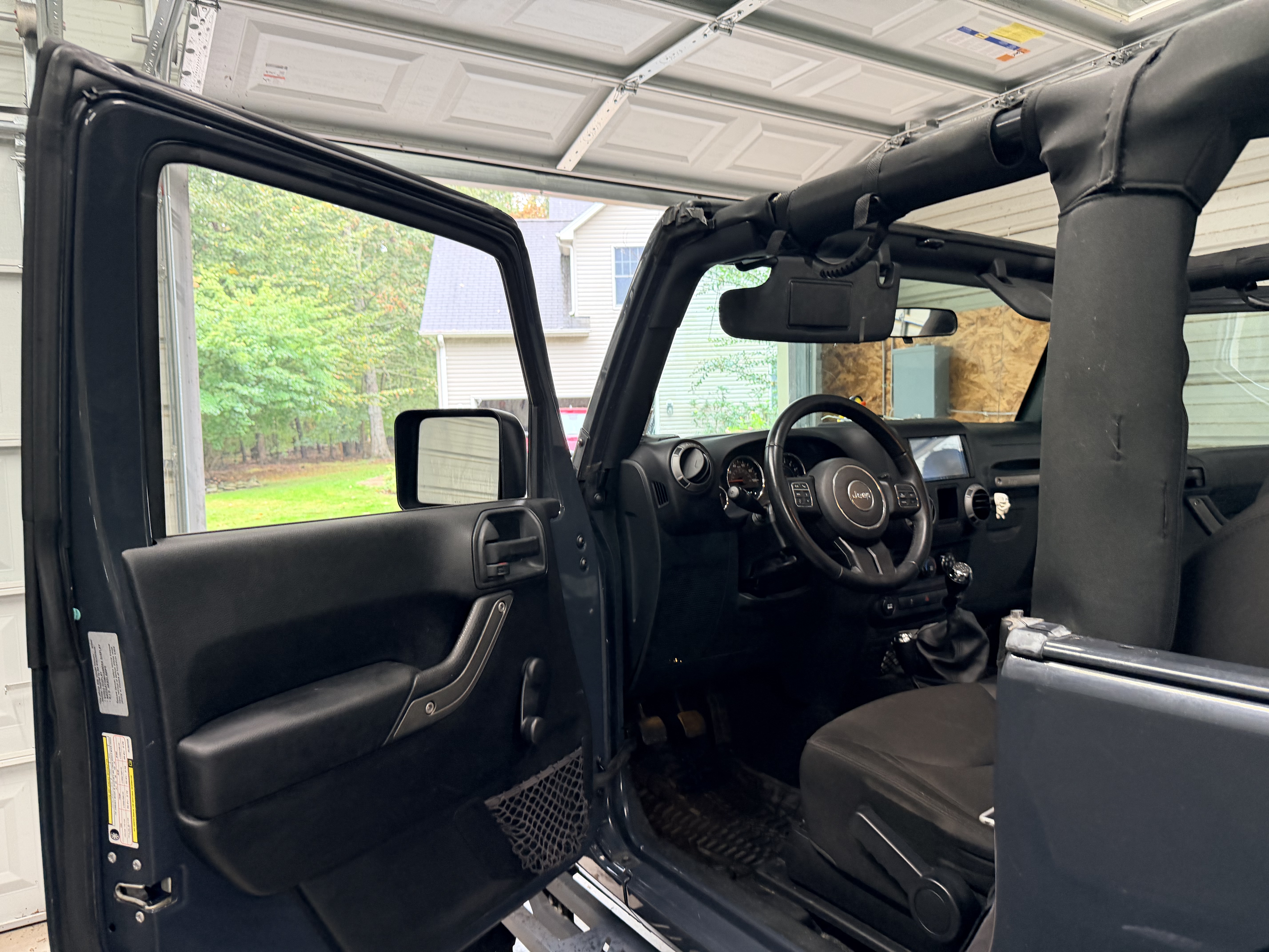 Used 2017 Jeep Wrangler Sport AWD/4WD image 17