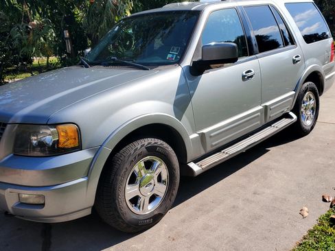 Used 2006 Ford Expedition Limited image 1