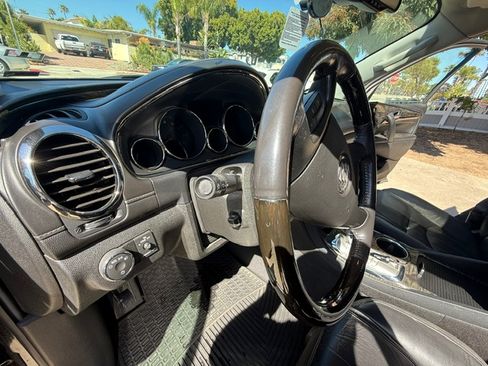 Used 2014 Buick Enclave Premium image 9