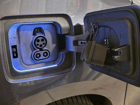 Used 2018 BMW i3 image 20