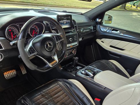 Used 2017 Mercedes-Benz GLS 63 AMG 4MATIC image 11