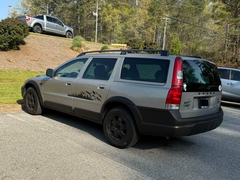 Used 2003 Volvo XC70 AWD/4WD image 5
