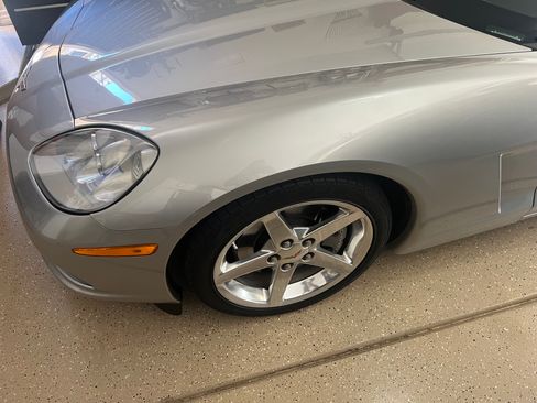 Used 2007 Chevrolet Corvette Coupe image 16