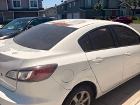 Used 2011 MAZDA MAZDA3 i Sport FWD image 5
