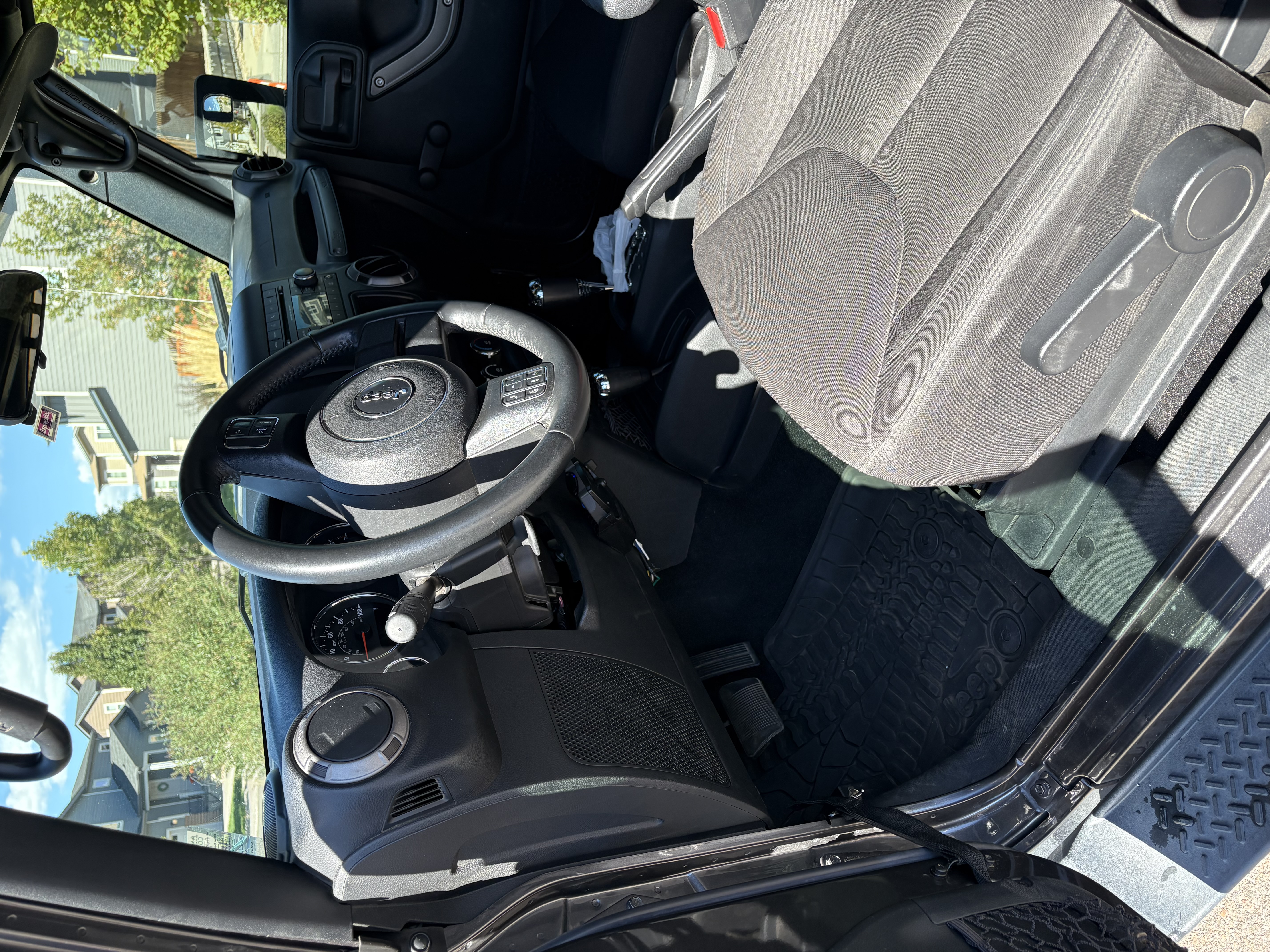 Used 2016 Jeep Wrangler Sport AWD/4WD image 9