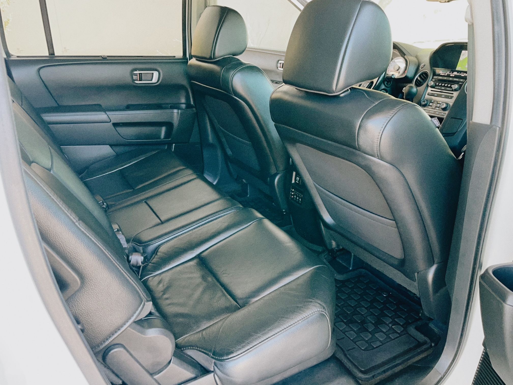 Used 2012 Honda Pilot Touring image 16