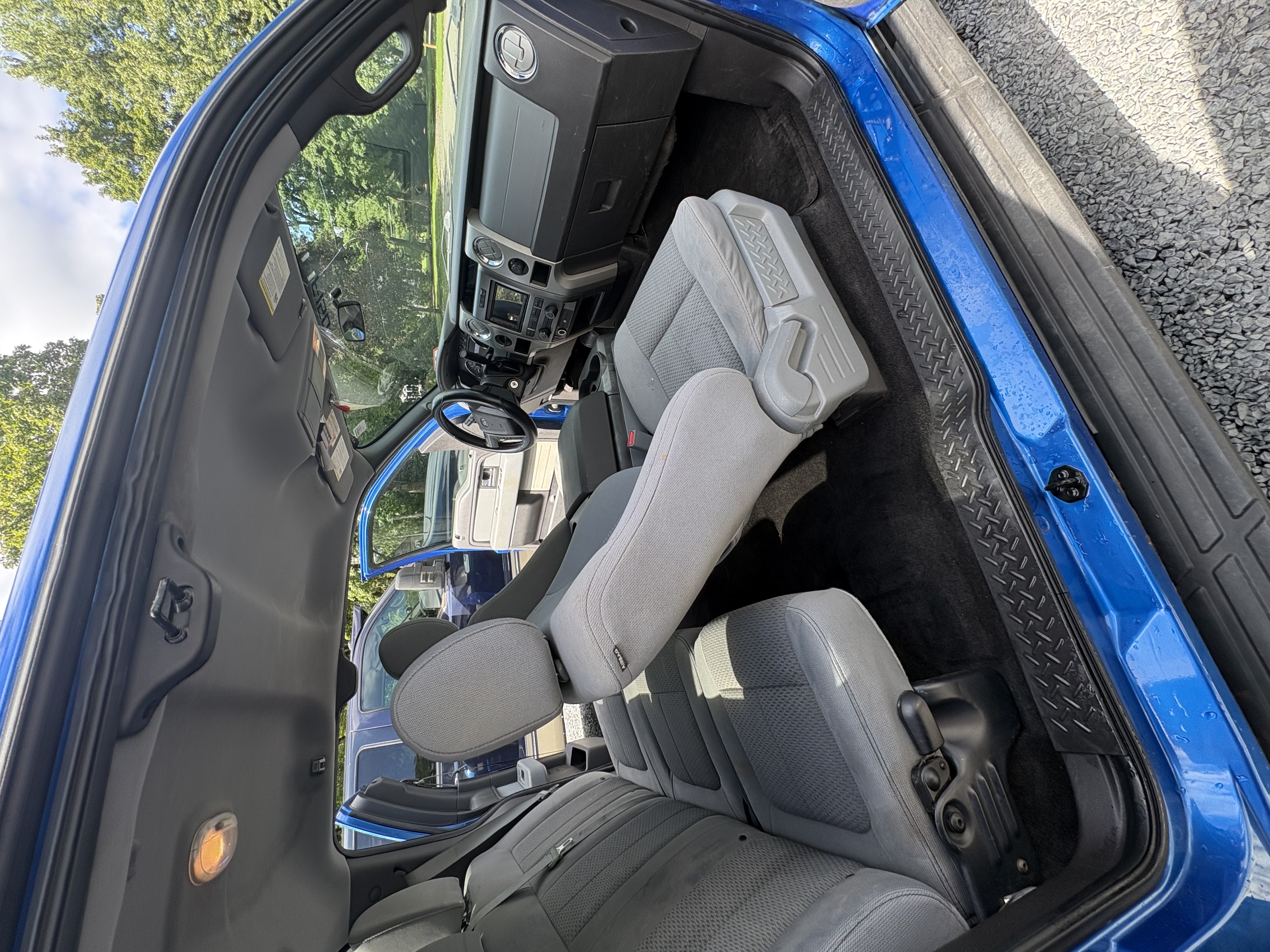 Used 2012 Ford F150 XLT RWD image 2