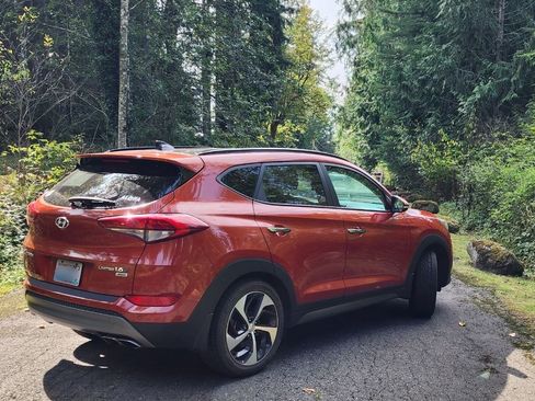 Used 2016 Hyundai Tucson Limited w/ Option Group 03 AWD/4WD image 19