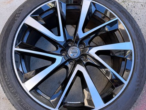 Used 2018 Volvo XC90 T6 Inscription w/ Convenience Package image 6