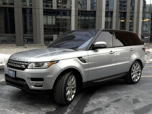 Used 2016 Land Rover Range Rover Sport Supercharged image 4