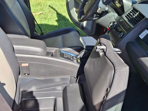 Used 2009 Dodge Journey R/T w/ Convenience Group II image 9